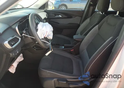 2021 Chevrolet Trailblazer Ls z USA, uszkodzony, nr VIN KL79MMS29MB181673